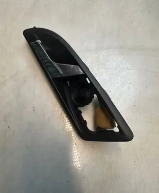 Skoda Octavia Mk2 (1Z) Front door interior handle 1Z0837247