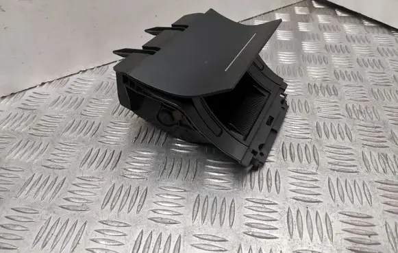 Car ashtray