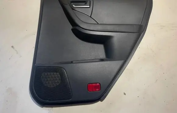 Nissan Murano Z50 Rear door card panel trim