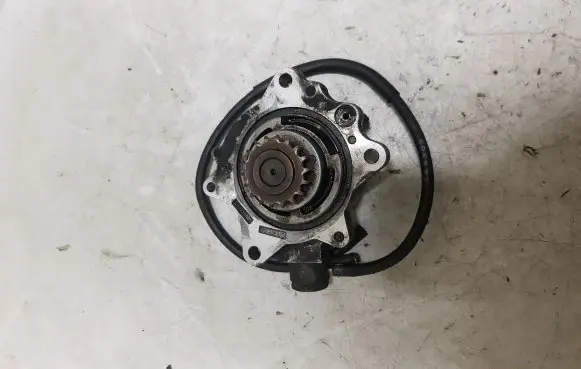 Nissan Almera Tino Vacuum pump 4650AD200