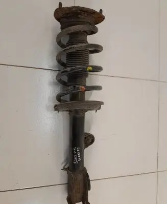 KIA Sorento Front shock absorber with coil spring 546502P650