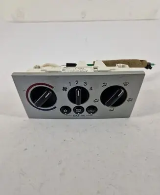 Opel Meriva A Climate control unit 13191583
