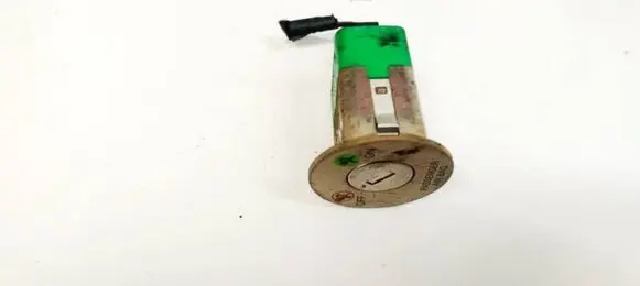 Hyundai Santa Fe Passenger airbag on/off switch 