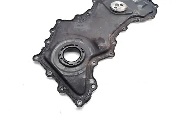 Opel Vivaro Timing chain cover 8201173608