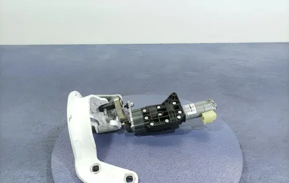 Audi Q7 4M Tailgate/trunk/boot hinge 4M0827300C