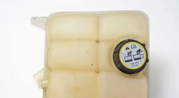 Ford Focus Coolant expansion tank/reservoir 8V618K218AE
