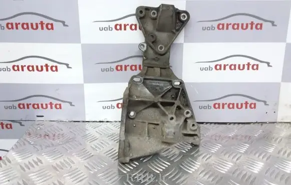 Volvo S80 Generator/alternator bracket 30757329