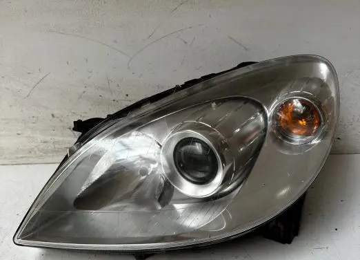Mercedes-Benz B W245 Headlight/headlamp 0301220201 A1698201761