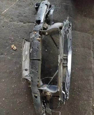 BMW 5 E60 E61 Radiator support slam panel 