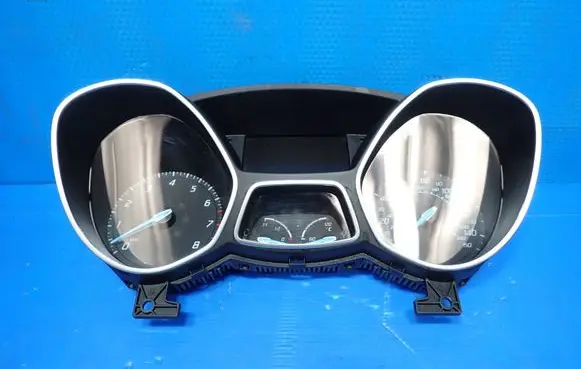Ford Focus Speedometer (instrument cluster) AM5T-10849-KV