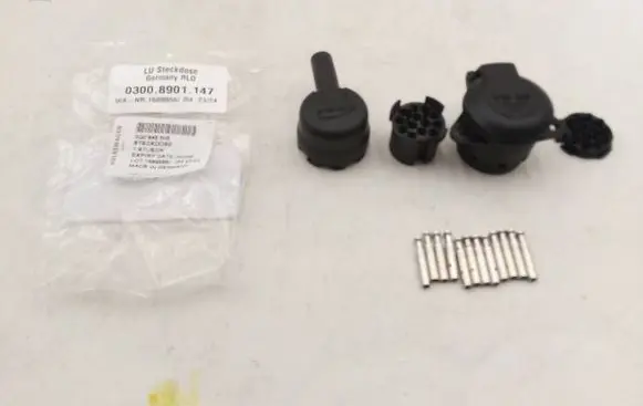 Volkswagen PASSAT B8 Tow bar electric socket 3Q0945505 1689956