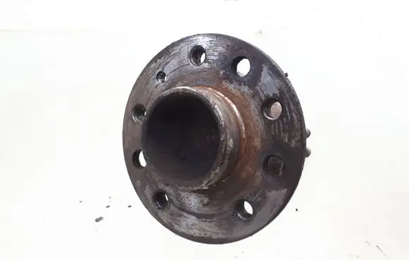 Opel Zafira B Rear wheel hub