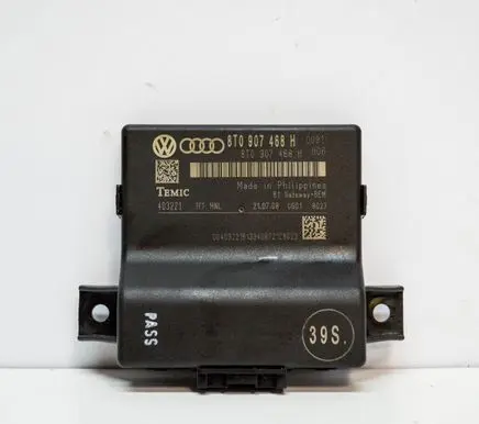 Audi A4 S4 B8 8K Gateway control module 8T0907468H