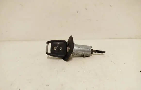 Opel Zafira A Ignition lock