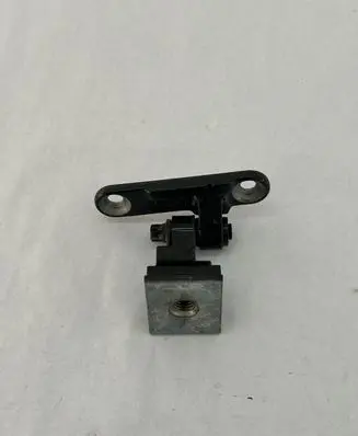 BMW 5 F10 F11 Rear door upper hinge 7185633
