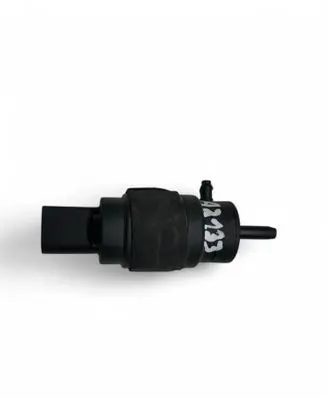 Audi A4 S4 B8 8K Windscreen/windshield washer pump 8K5955647