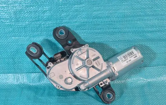 Volkswagen Golf VII Rear window wiper motor 5G0955711 688000385322