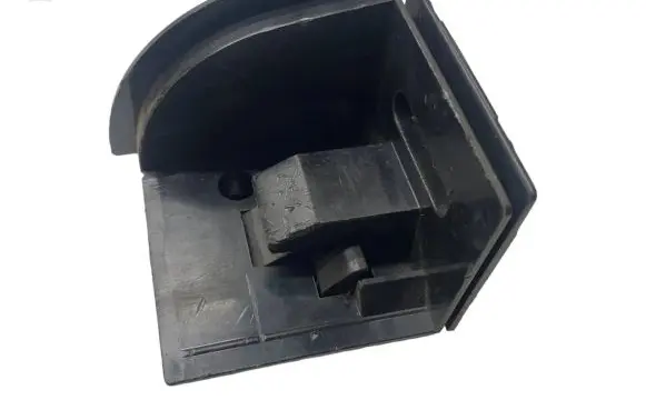 BMW 3 E90 E91 Parcel shelf load cover mount bracket 9129061