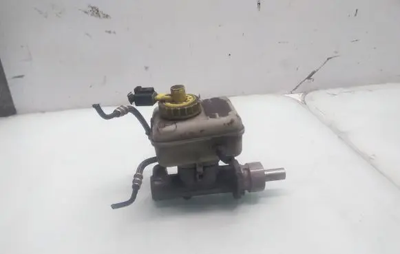 Audi A3 S3 8L Master brake cylinder L481402