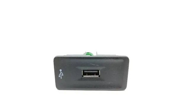 Porsche 718 Cayman 982 982c USB socket connector 9P1035222B