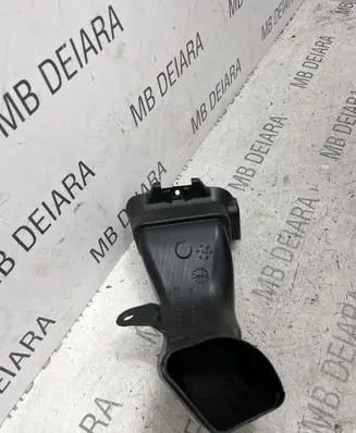 Porsche Macan (95B) Cabin air duct channel 95B819726