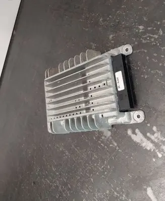 Audi A4 S4 B7 8E 8H Sound amplifier 355013