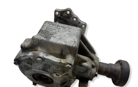 Volvo XC70 Gearbox transfer box case 30700016
