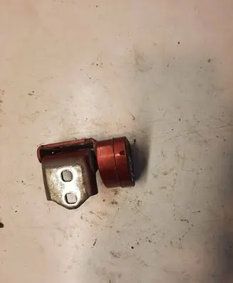 Renault Megane II Rear door lower hinge