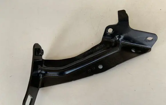 Audi Q5 SQ5 Other engine bay part 80A121232AQ 80A121232