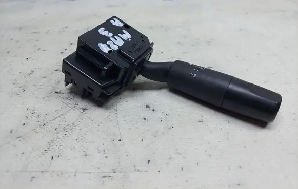 Mazda 3 I Wiper control stalk 17D682