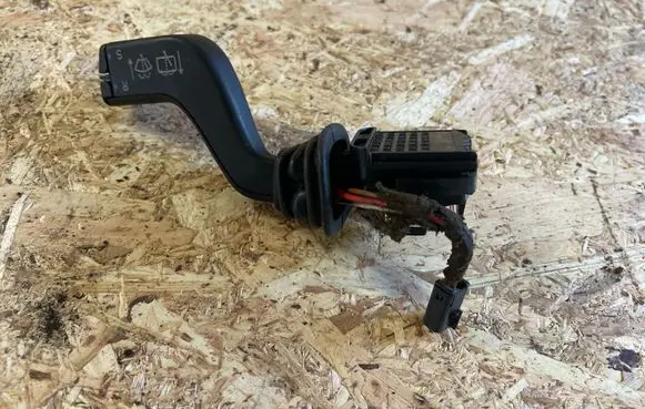 Opel Zafira A Wiper control stalk 090243395