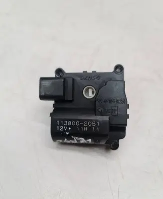 Toyota Corolla Verso AR10 Air flap motor/actuator 1138002051