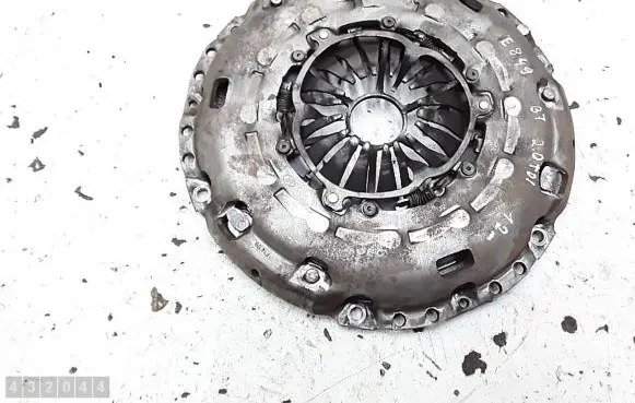 Pressure plate