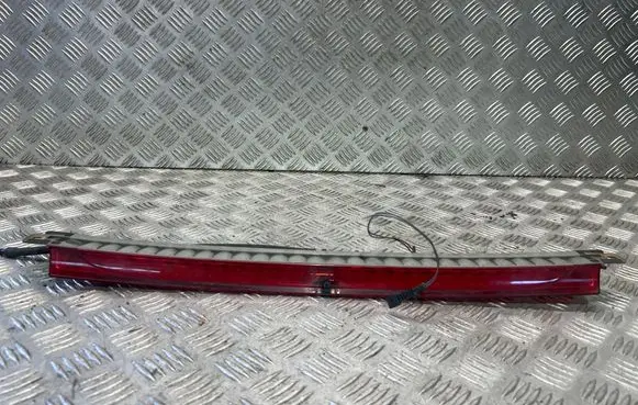 BMW 3 E90 E91 Third/center stoplight 7158823