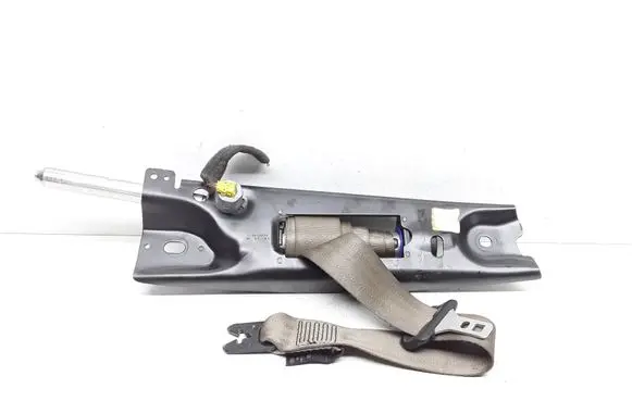 Volvo S80 Front seatbelt 30734848