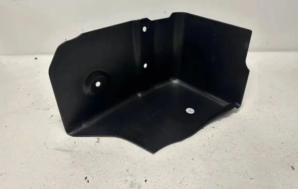 Mercedes-Benz C W204 Battery box tray cover/lid A2048982614 189601