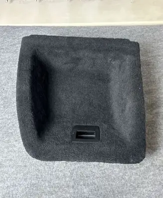 BMW X5 G05 Centre console side trim rear 7438418 7952624 15671810