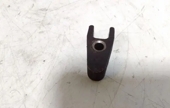 Mercedes-Benz ML W164 Fuel Injector clamp holder