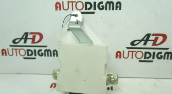 Toyota Avensis T250 Window wiper relay 8594005030