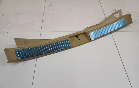 Other trunk/boot trim element