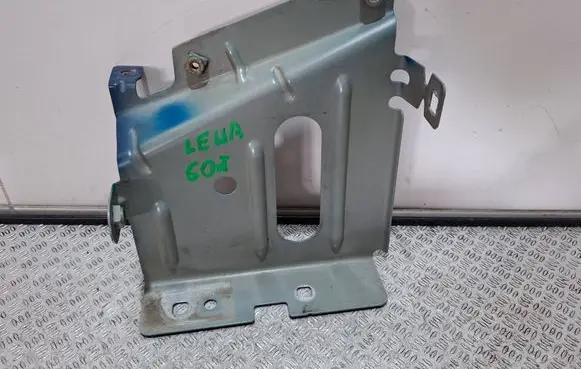 Mercedes-Benz E W211 Fender mounting bracket 03G37490R