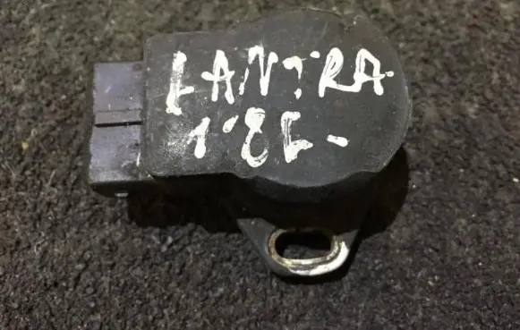 Hyundai Lantra I Throttle valve position sensor 