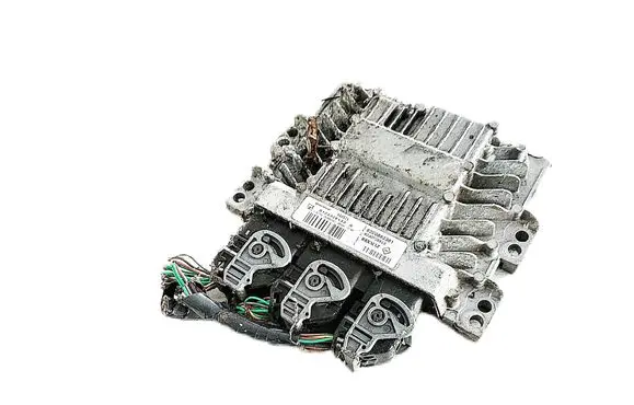 Renault Megane II Engine control unit/module 8200882381