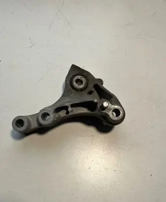 Opel Astra K Engine mounting bracket 13364130