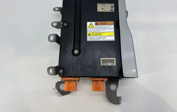 Mitsubishi Eclipse Cross Battery control module 9461A092