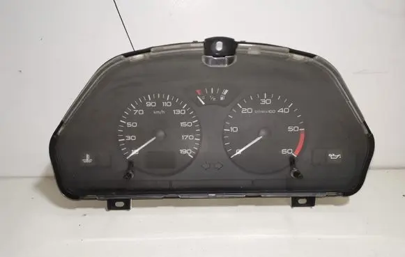 Peugeot 106 Speedometer (instrument cluster) 9640991380