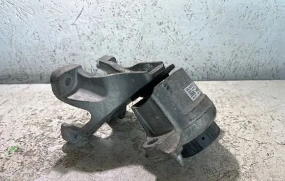 Jaguar XF X260 Engine mount bracket GX636A003DC 3618851 GG89A