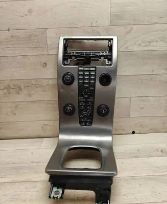 Volvo V50 Climate control unit 30672565