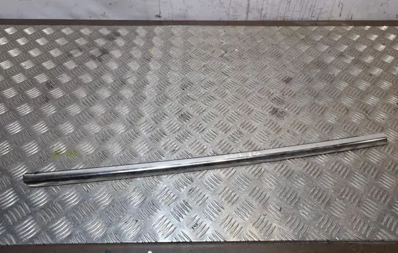 Mercedes-Benz E A207 Rear door glass trim molding 11800356