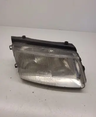 Volkswagen PASSAT B5 Headlight/headlamp 14742600